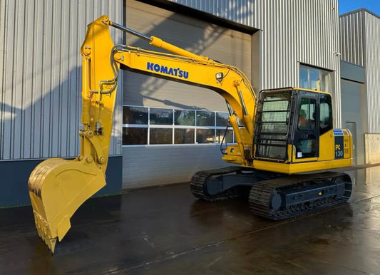 Komatsu 130 w/Thumb